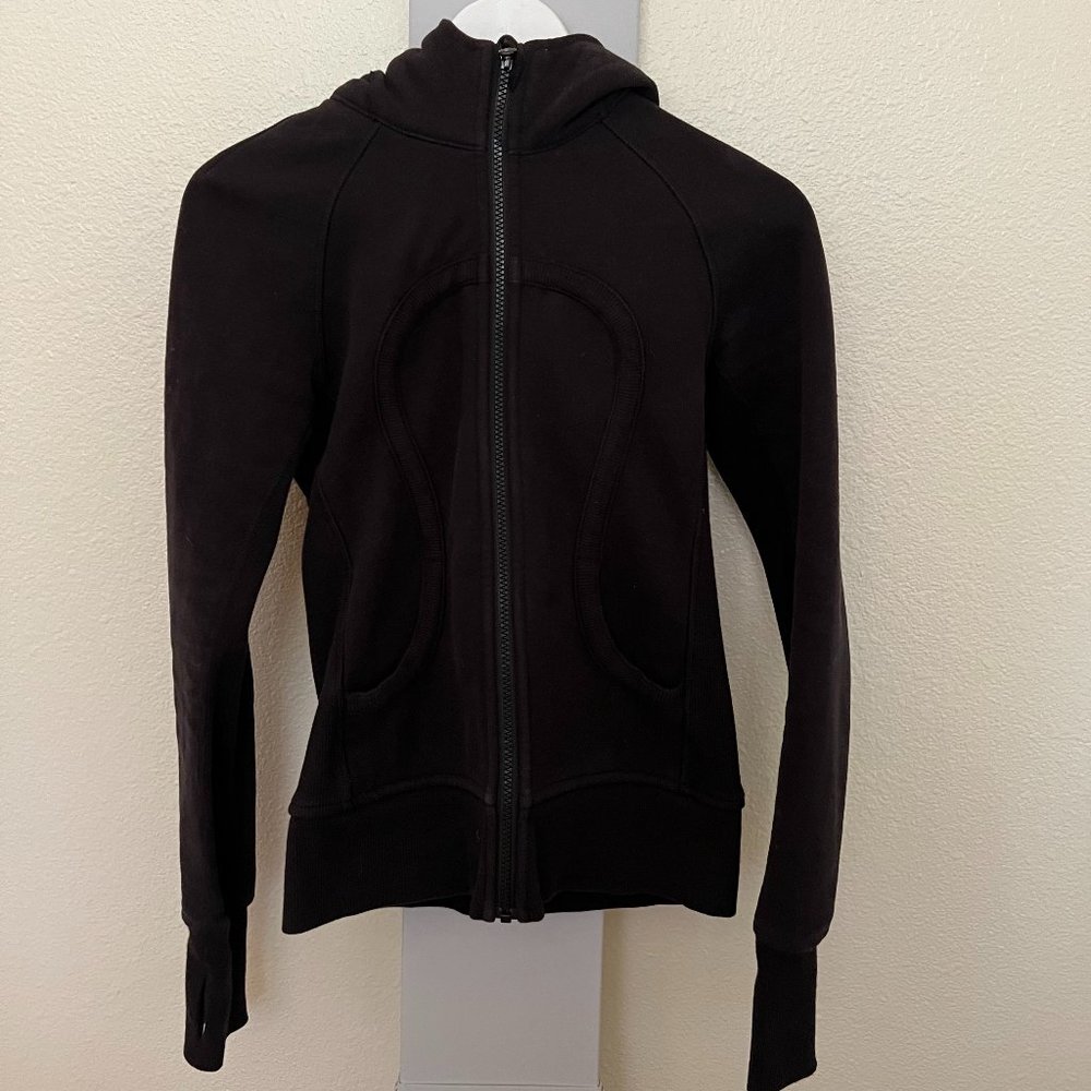 size 4 black lululemon scuba jacket